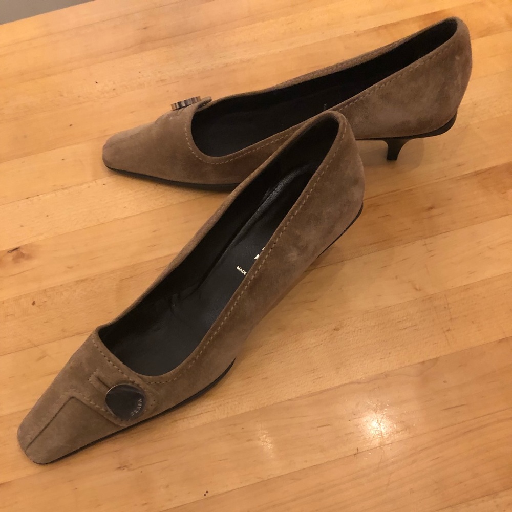 Prada suede kitten heel 36 1/2 (6 1/2) pumps